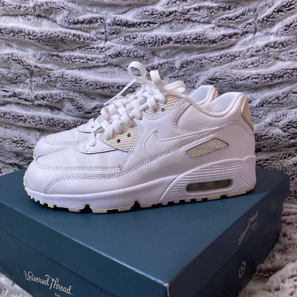 White Nike air max